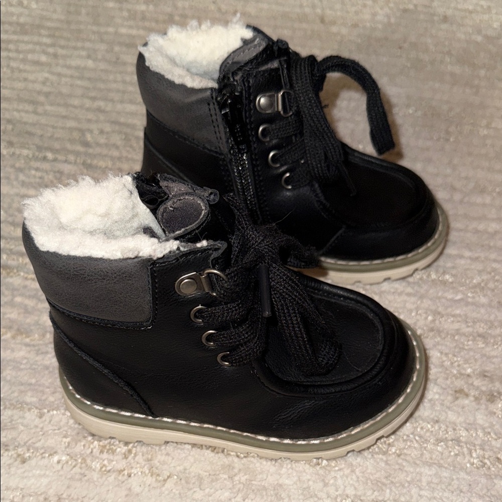 Old Navy Black Toddler Boots